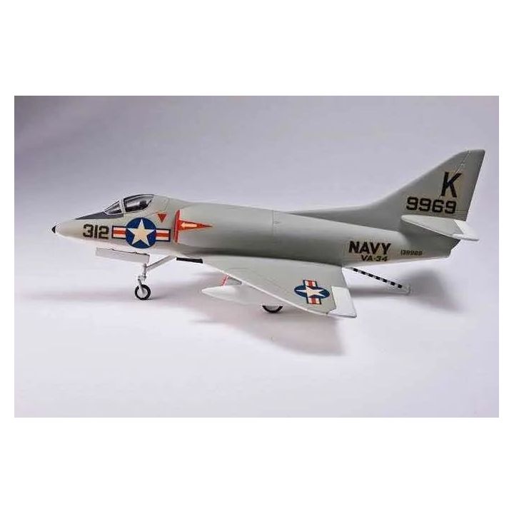 A4D Skyhawk (Douglas) – Odrzutowiec wojskowy USA 2w1 | Model plastikowy do sklejania Lindberg (skala 1:72)