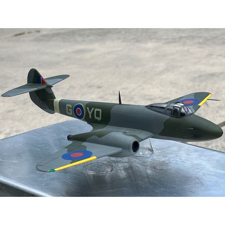 Gloster Meteor MK.1 – Myśliwiec odrzutowy brytyjski | Model plastikowy do sklejania AMT (skala 1:48)