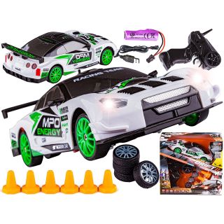Samochód Do Driftu, Auto RC Drift 1:24 2,4 GHz 4WD BIAŁY